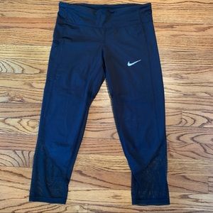 Nike Dri-Fit Capri Leggings
